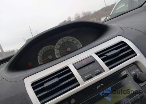 2007 Toyota Yaris из США, поврежденный, VIN JTDBT923771064682